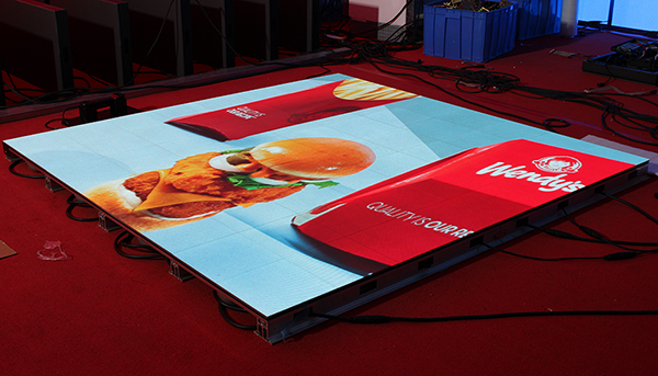  Ihr Leitfaden zur Auswahl der richtigen interaktiven LED -Fußbodenfirma