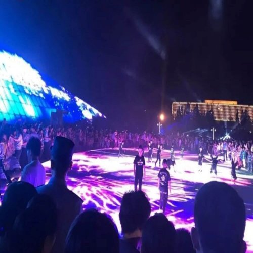 B&uuml;hnen -LED -Bildschirm